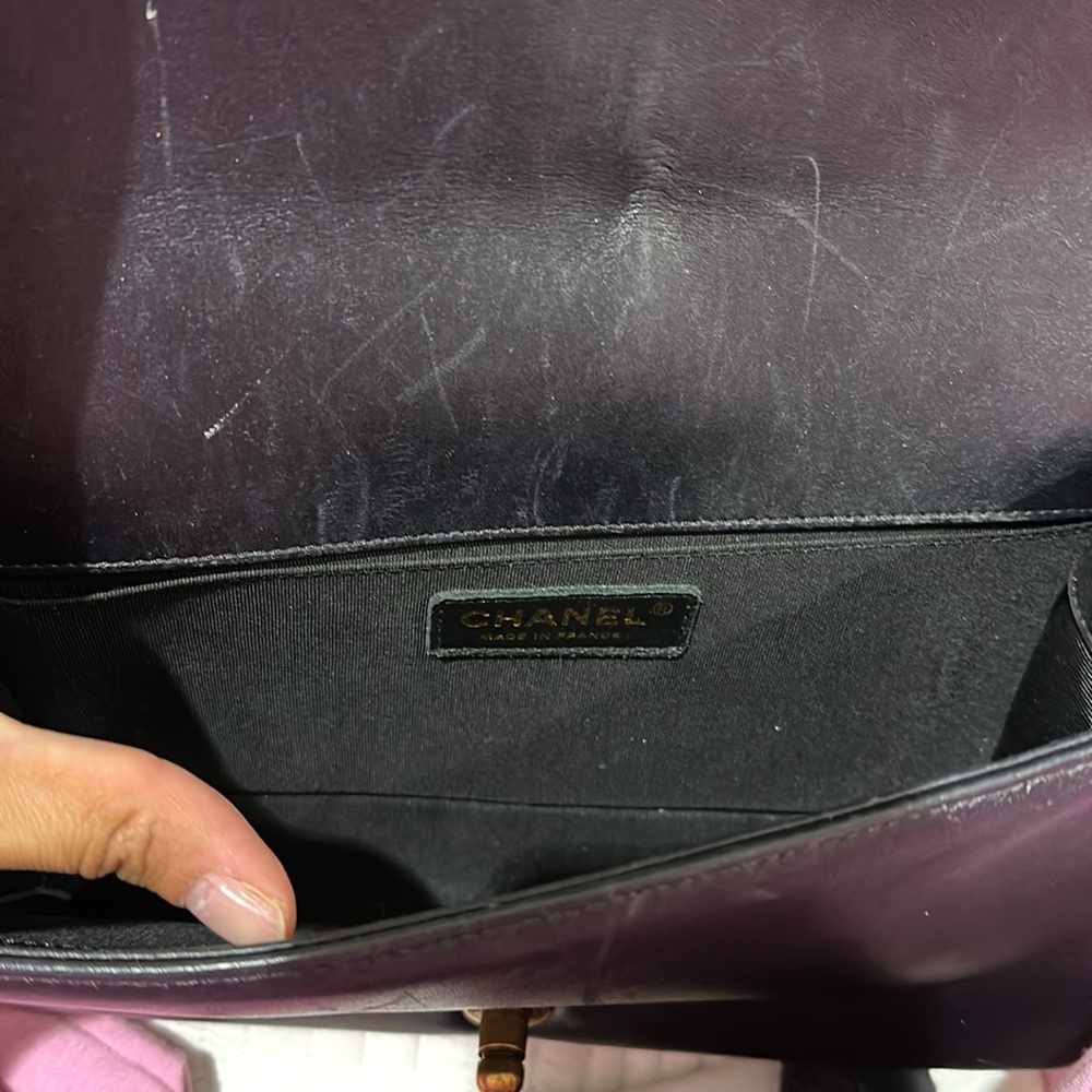 Authentic Chanel boy bag - Picture 5 of 10